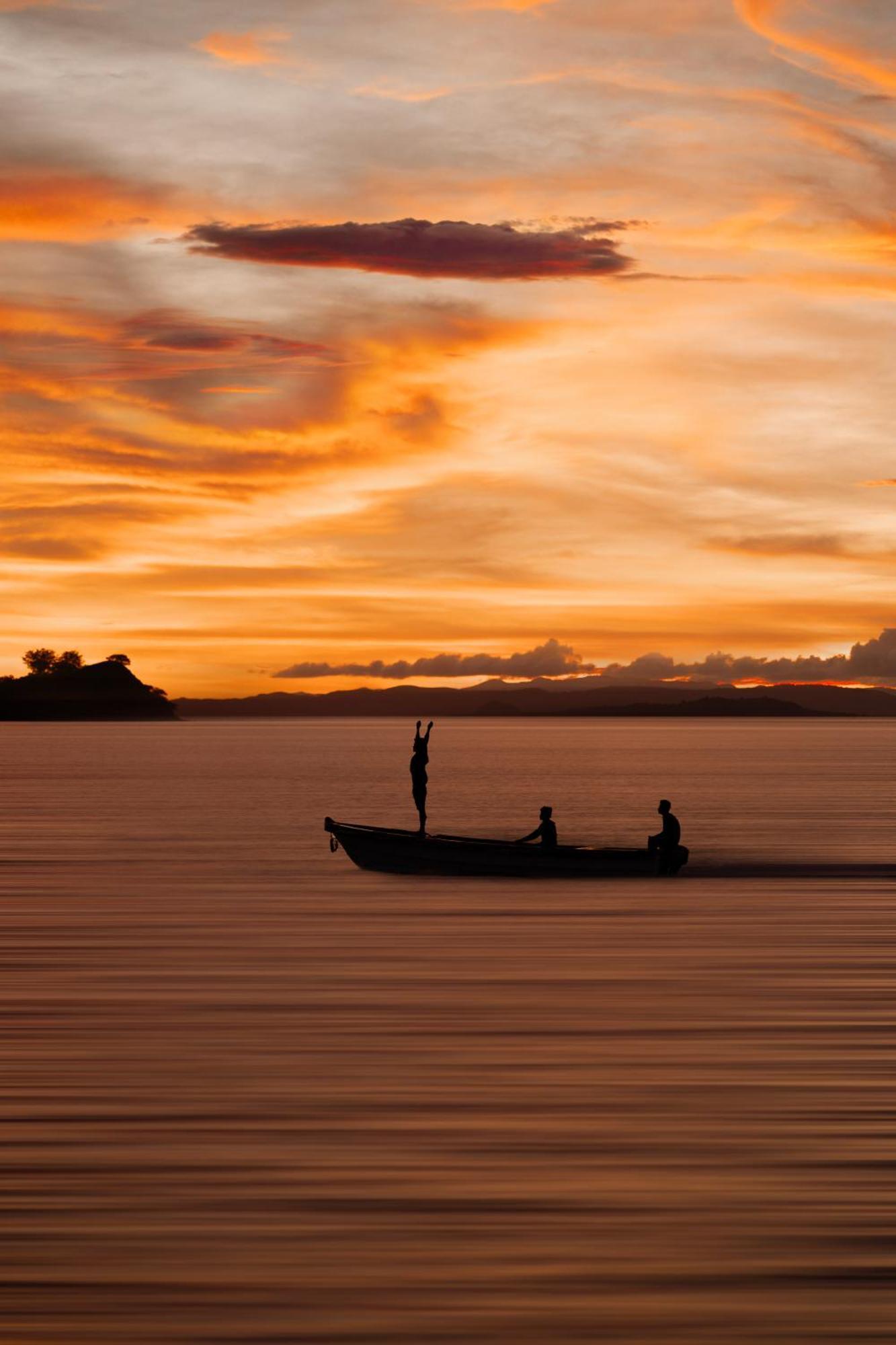 Menjaga Bay Resort