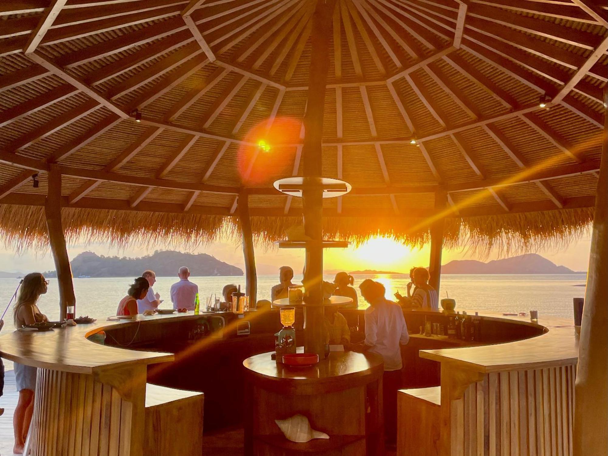 Menjaga Bay Resor